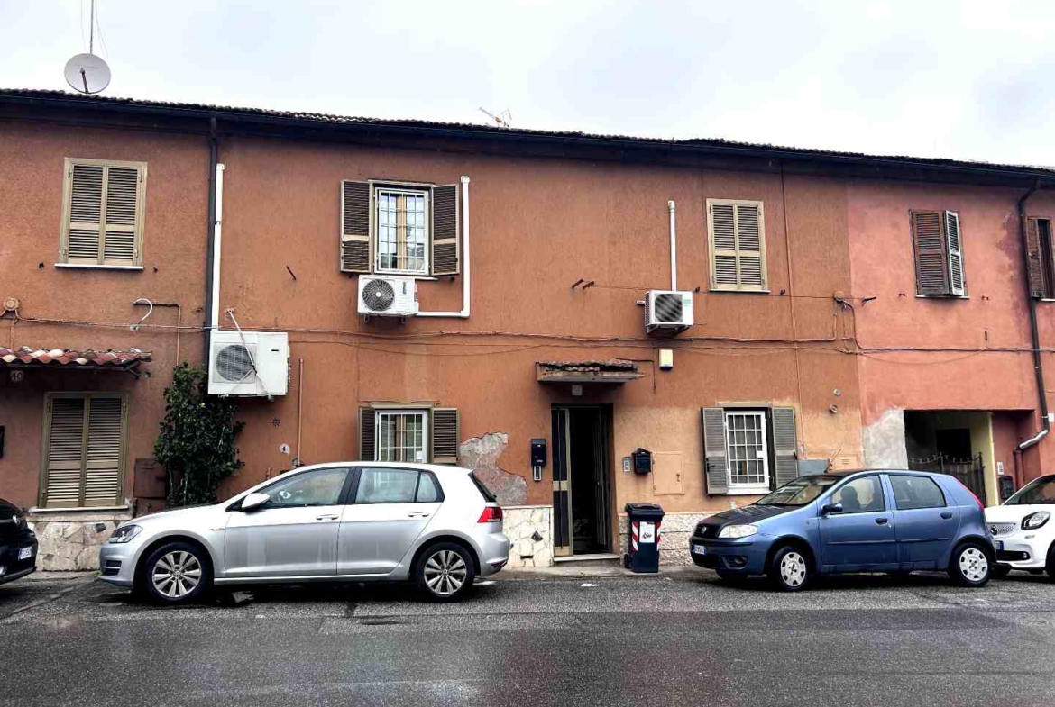 San Matteo 78 - Oikos servizi immobiliari Monterotondo Appartamento bilivello