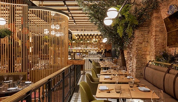 CedesiRistorante178-Cessione attività di ristorazione-avviatissima-chiavi in mano