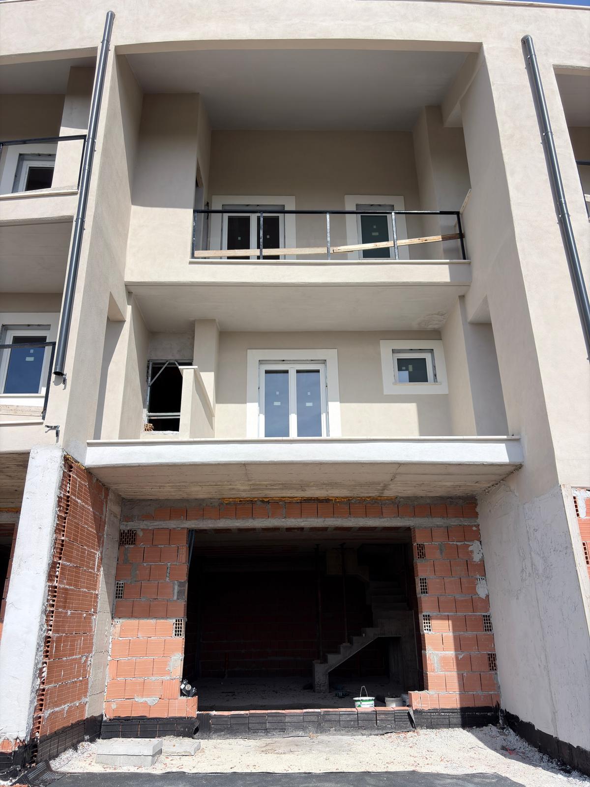 5aa349aa-34ab-4908-ae2a-9804640698fb LEAGAVI-2 -QUADRILOCALE nuova costruzione Cappuccini – Indipendente