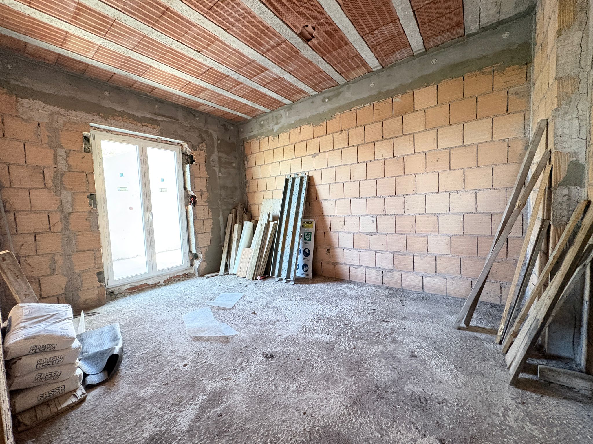 LEAGAVI-1-Exclusive Apartments-QUADRILOCALE nuova costruzione Cappuccini–Indipendente