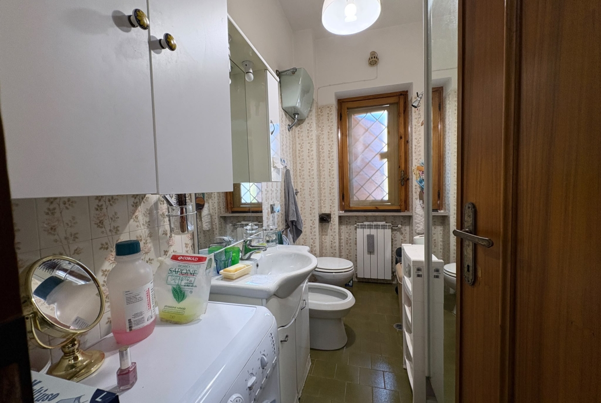 PALMIOLI 268- Ampio trilocale-terrazzo 200 mq-zona Santa Maria