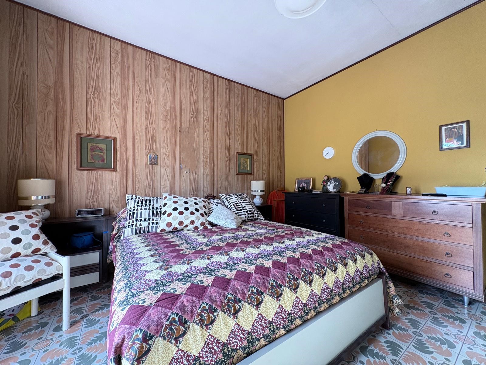 2d608b1a-df4a-42e5-9e6e-7352d5b0c665 PALMIOLI 268- Ampio trilocale-terrazzo 200 mq-zona Santa Maria