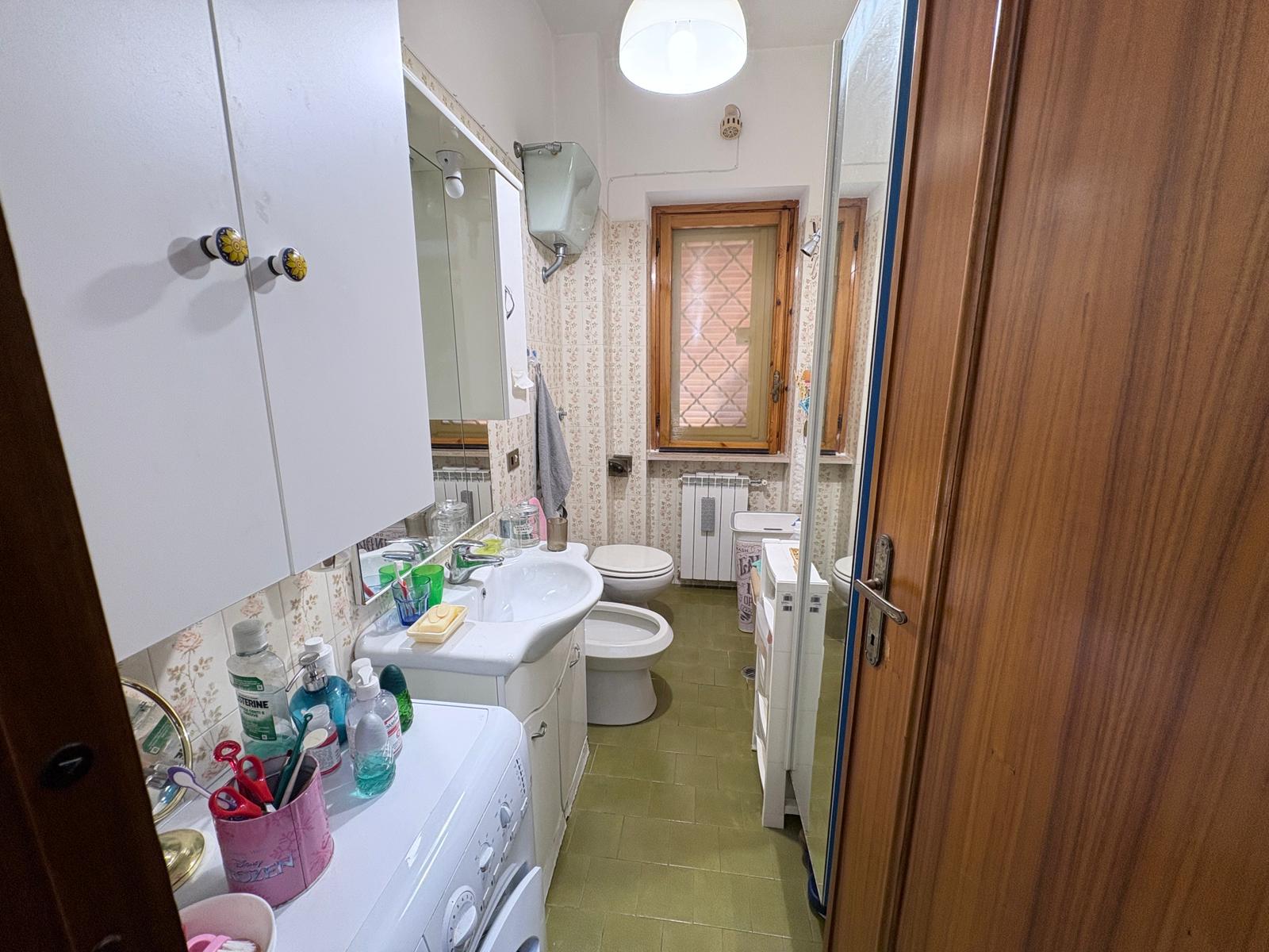 443291d7-fb39-4616-b8d6-2b6382b53402 PALMIOLI 268- Ampio trilocale-terrazzo 200 mq-zona Santa Maria