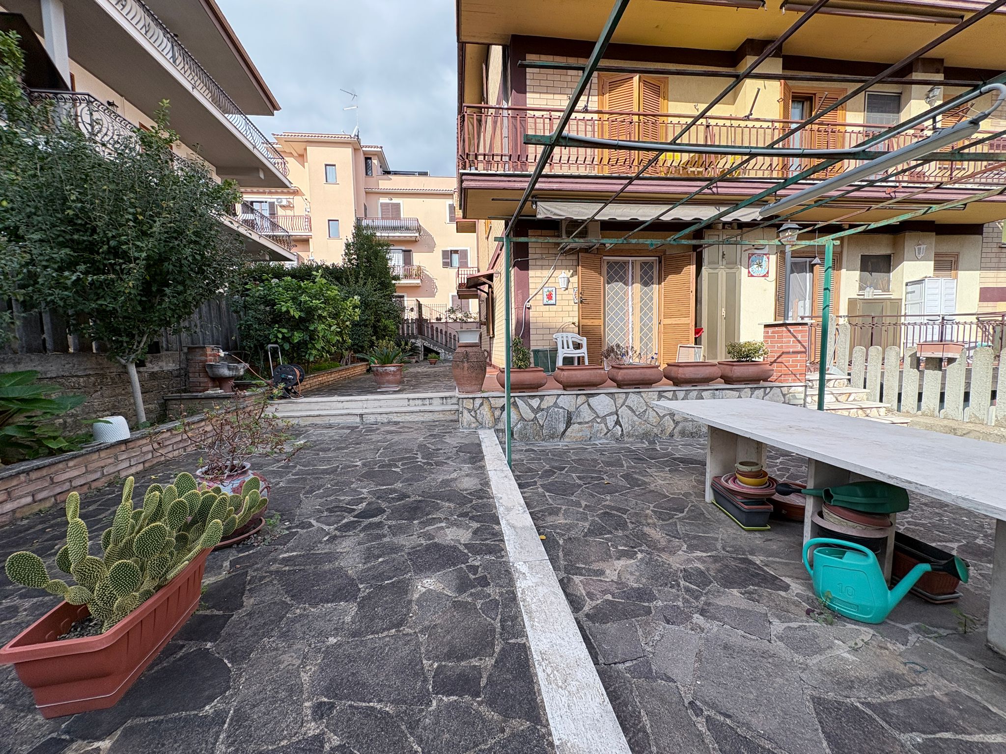 7b5ebc53-b9da-45d1-bebe-388c2bef1359 PALMIOLI 268- Ampio trilocale-terrazzo 200 mq-zona Santa Maria