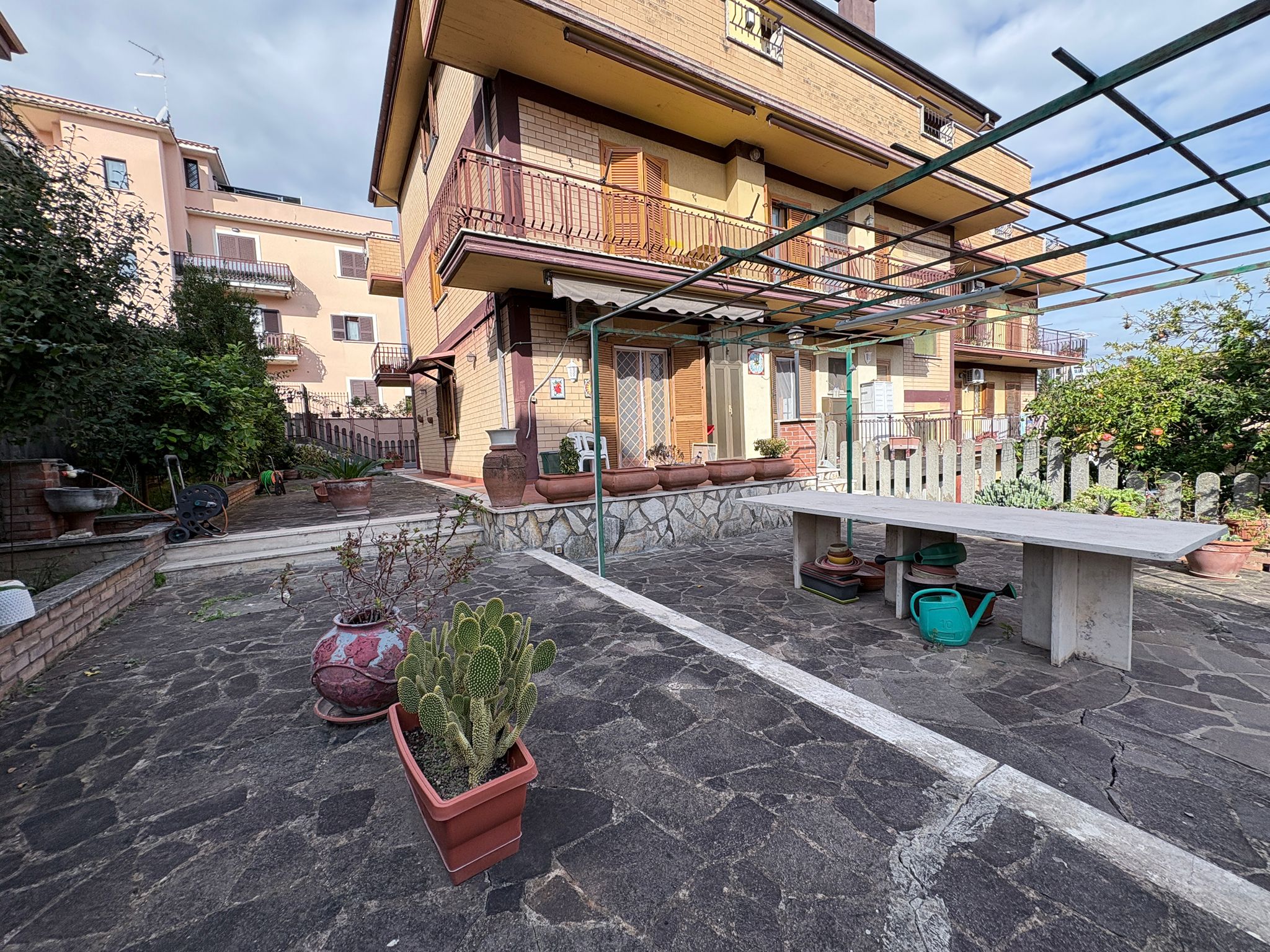 804e4480-0016-4ca9-8320-a7bbc4123c89 PALMIOLI 268- Ampio trilocale-terrazzo 200 mq-zona Santa Maria