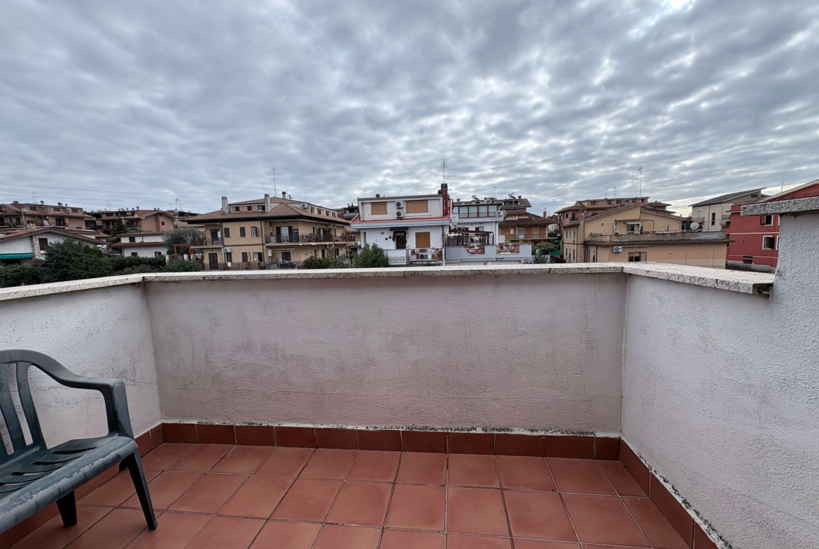PIAVE 339 – Ampio Pentalocale Indipendente Bilivello-Giardino-Terrazzi