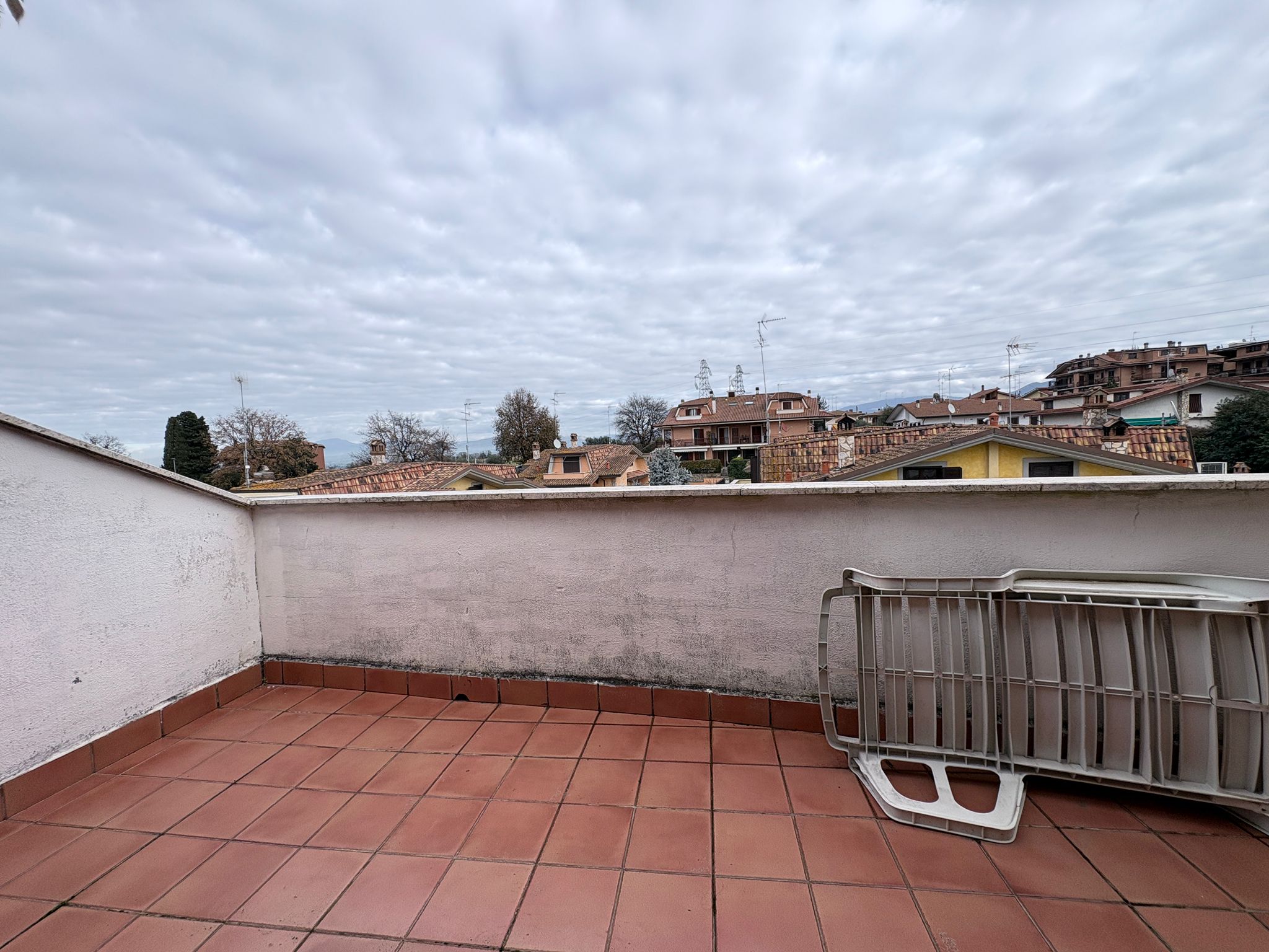 PIAVE 339 – Ampio Pentalocale Indipendente Bilivello-Giardino-Terrazzi