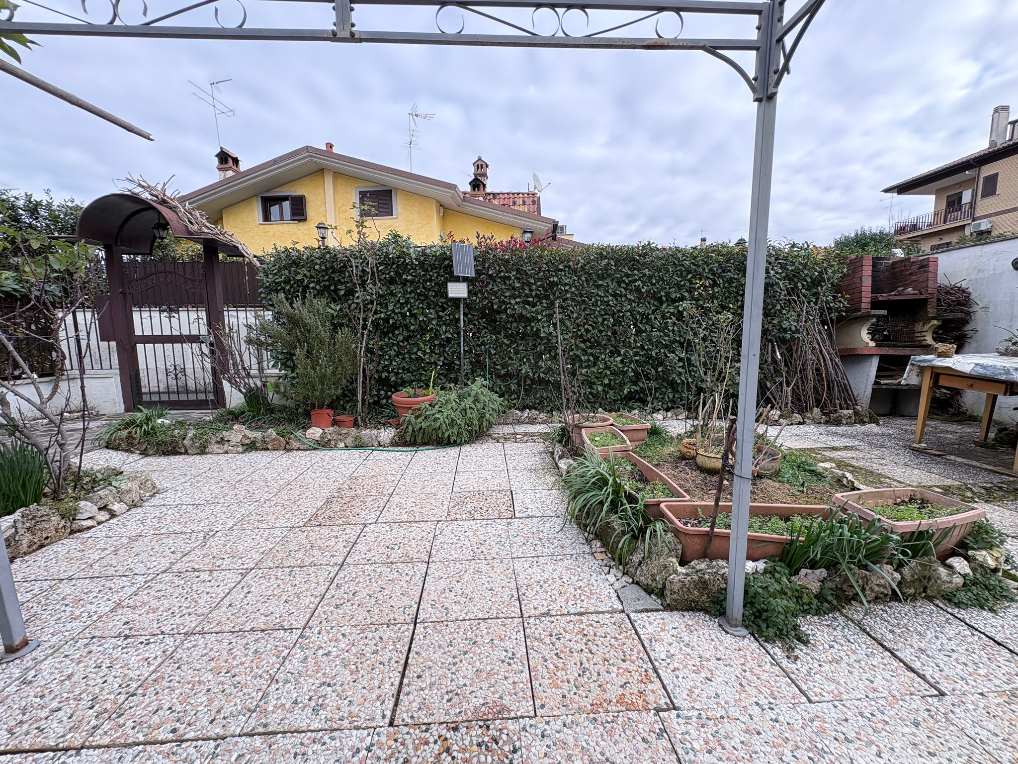 PIAVE 339 – Ampio Pentalocale Indipendente Bilivello-Giardino-Terrazzi