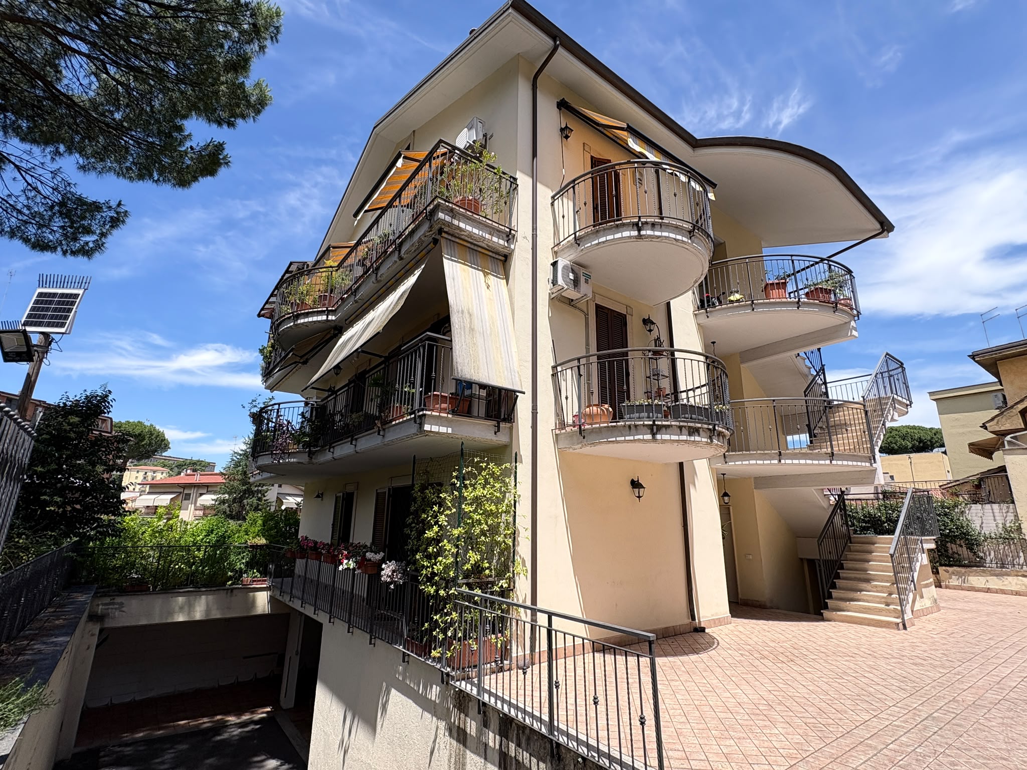 SANMATTEO165-Grazioso Bilocale-balcone perimetrale-posto auto-cantina