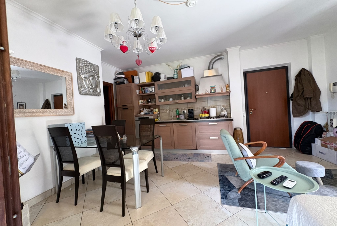 SANMATTEO165-Grazioso Bilocale-balcone perimetrale-posto auto-cantina