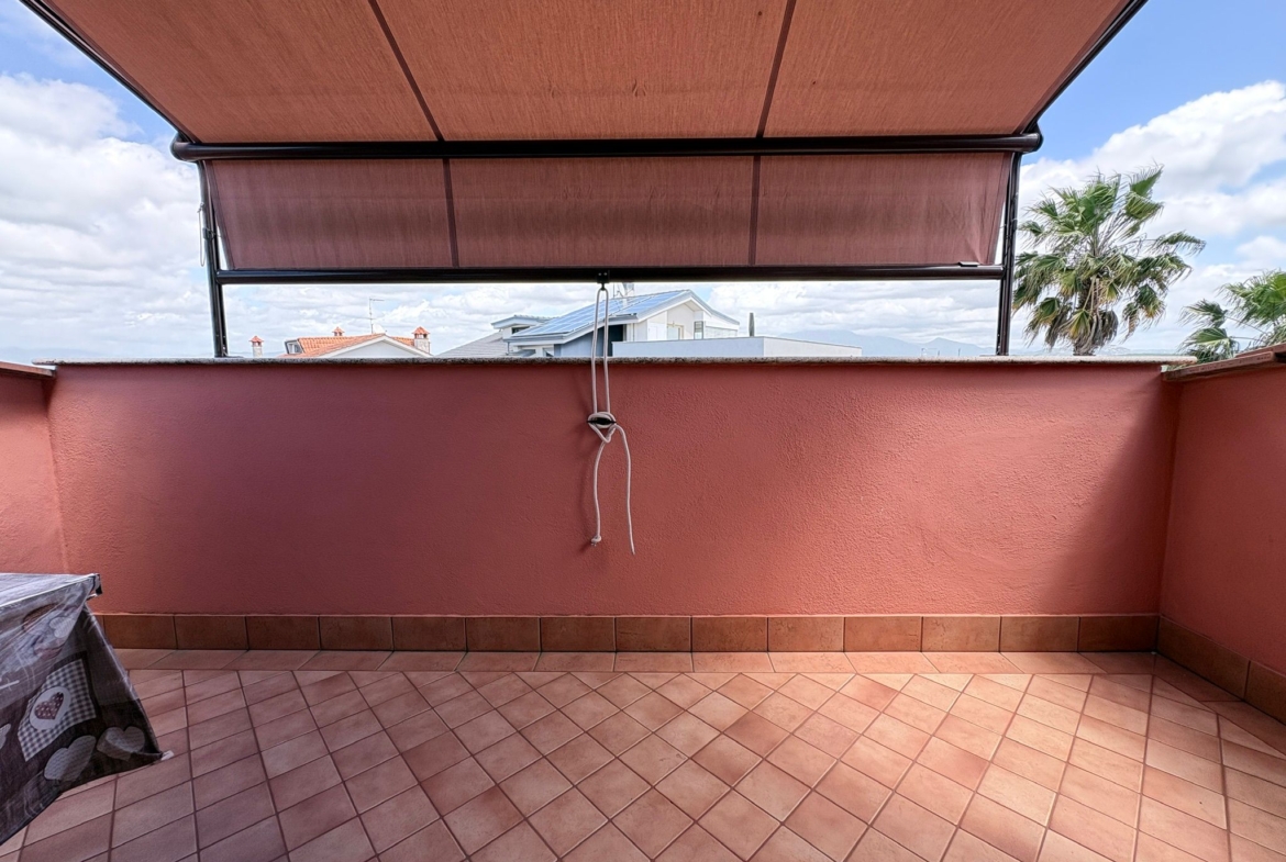 ISONZO257-Bilivello completamente ristrutturato con balcone, terrazzi e box