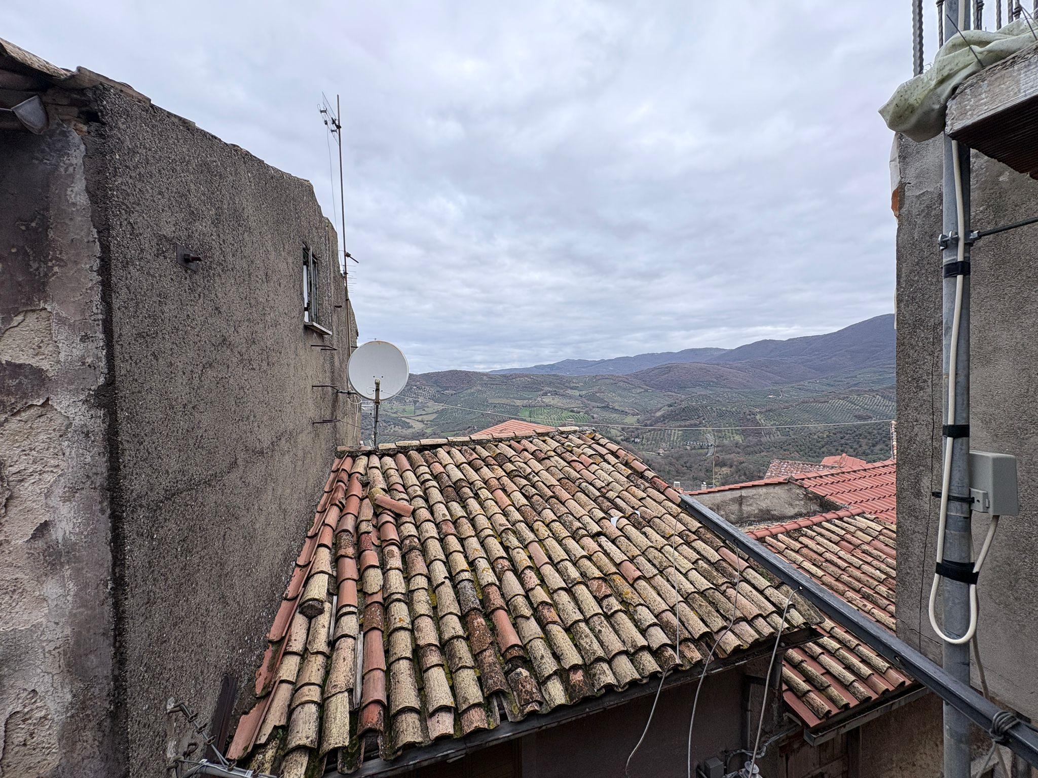 BIXIO450-Scandriglia-Locazione Ampio bilivello-ingresso indipendente