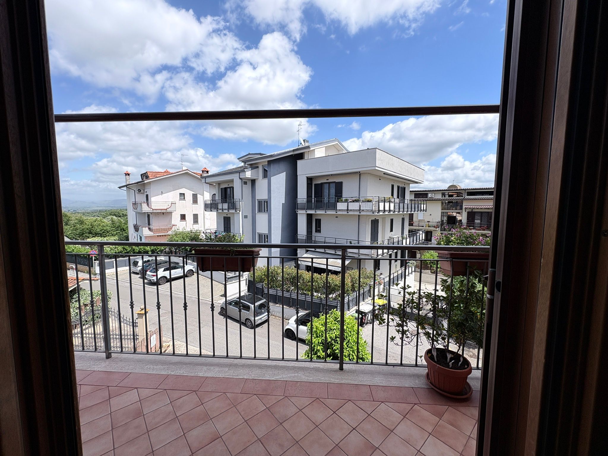 ISONZO257-Bilivello completamente ristrutturato con balcone, terrazzi e box