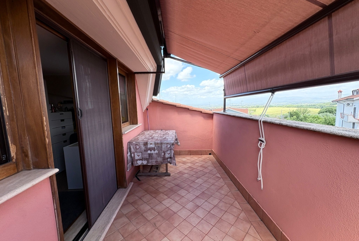 ISONZO257-Bilivello completamente ristrutturato con balcone, terrazzi e box