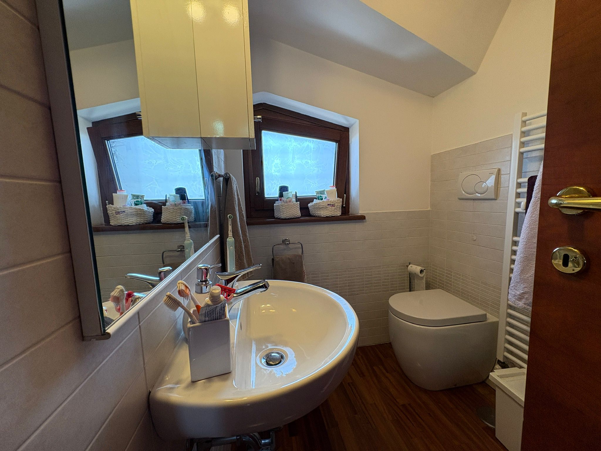 ISONZO257-Bilivello completamente ristrutturato con balcone, terrazzi e box