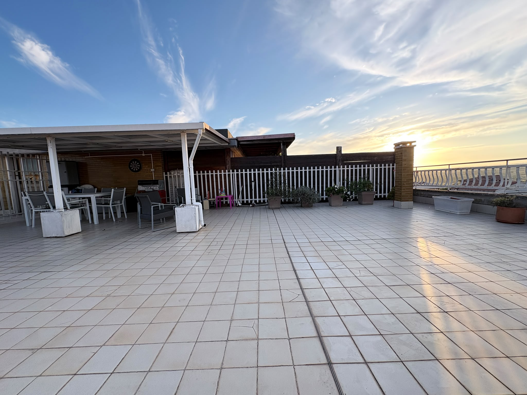 POGGIOCAIANO237- Settebagni-appartamento-box auto-terrazza esclusiva