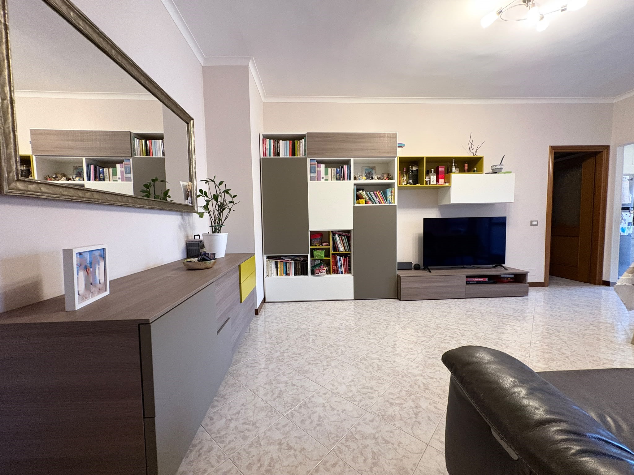 POGGIOCAIANO237- Settebagni-appartamento-box auto-terrazza esclusiva