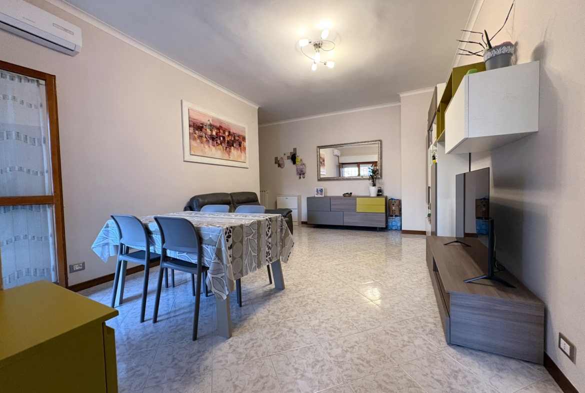 POGGIOCAIANO237- Settebagni-appartamento-box auto-terrazza esclusiva