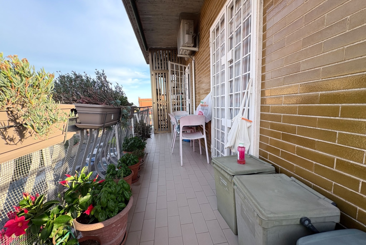 POGGIOCAIANO237- Settebagni-appartamento-box auto-terrazza esclusiva