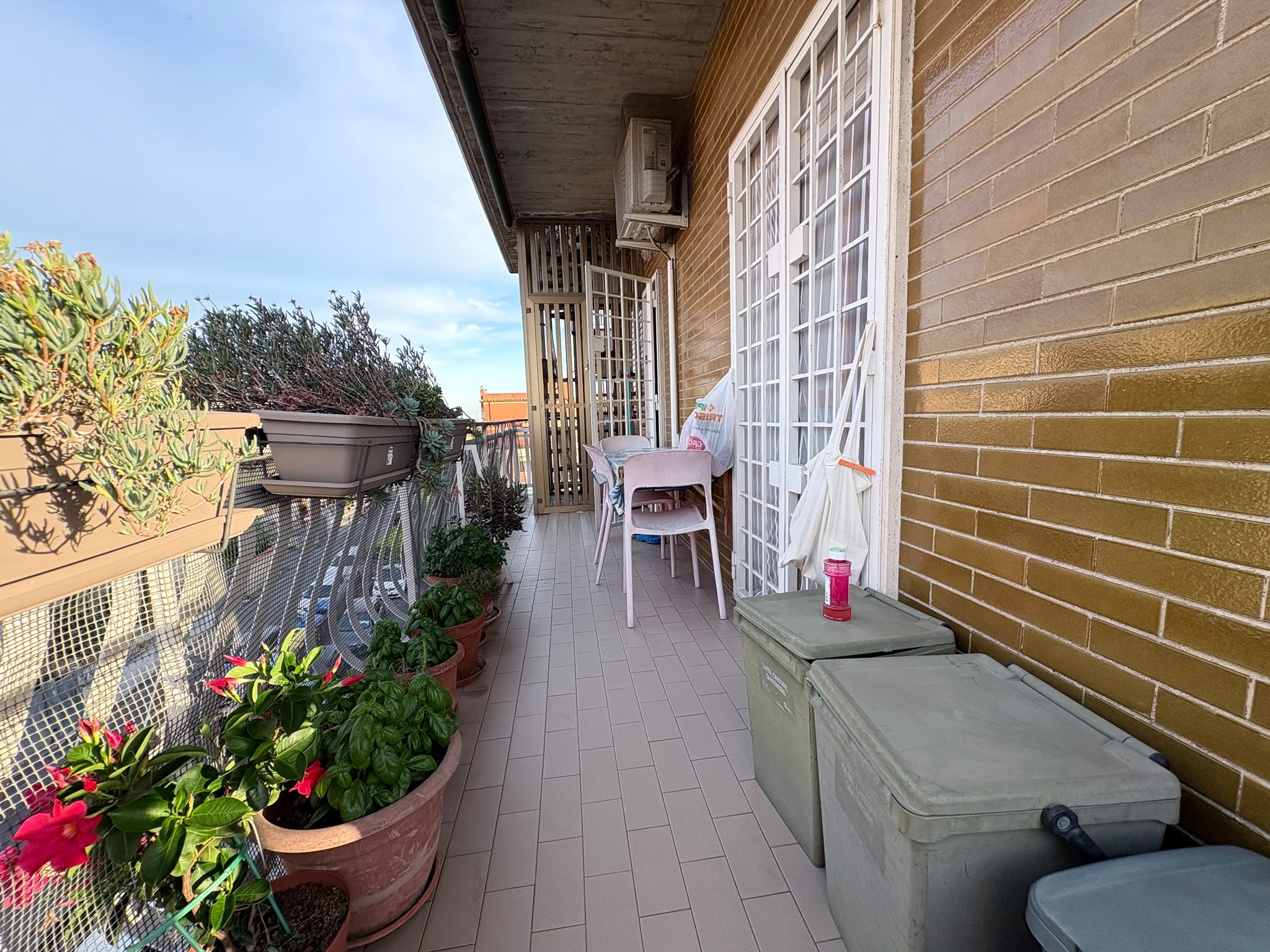 POGGIOCAIANO237- Settebagni-appartamento-box auto-terrazza esclusiva