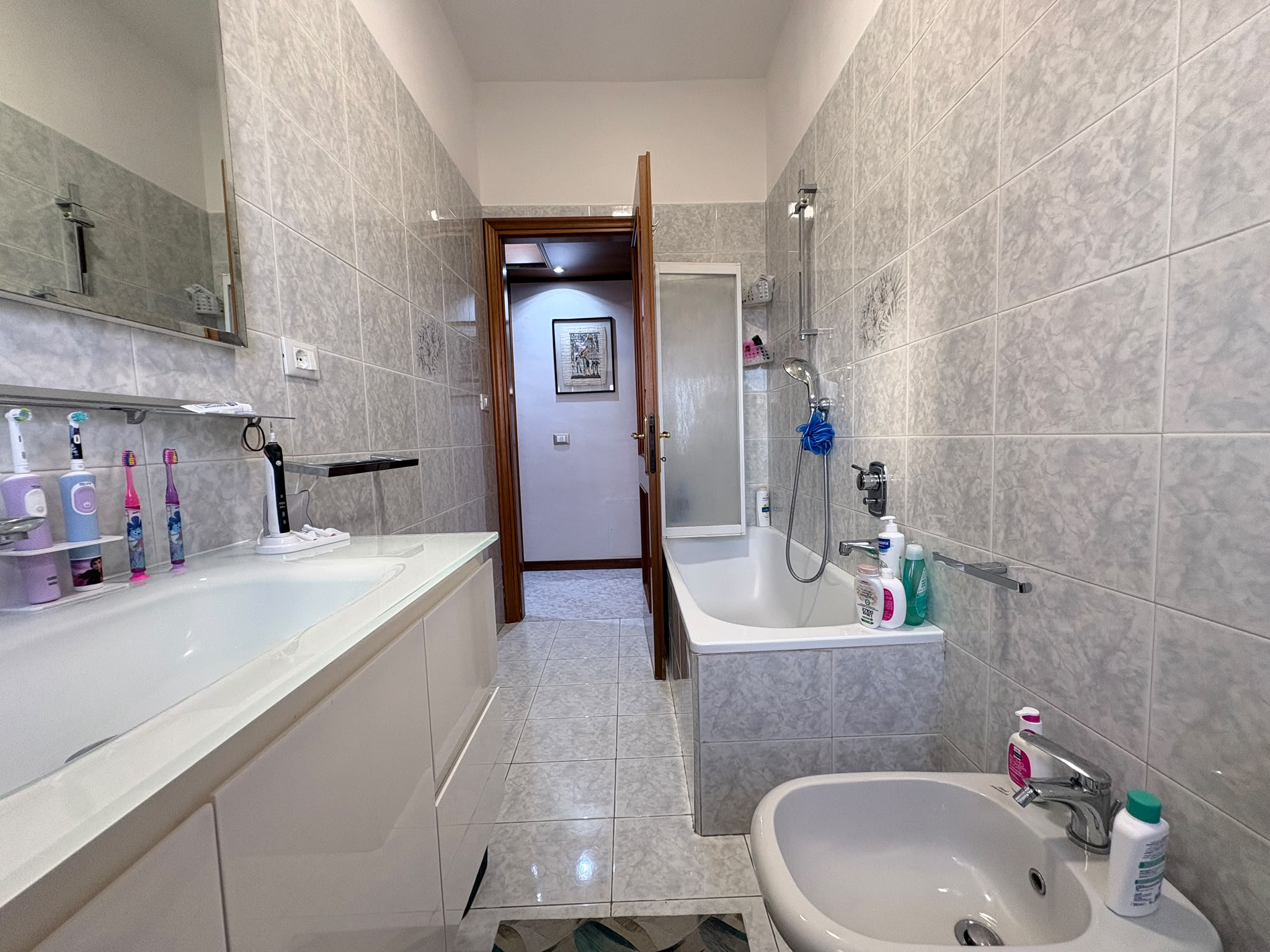 POGGIOCAIANO237- Settebagni-appartamento-box auto-terrazza esclusiva