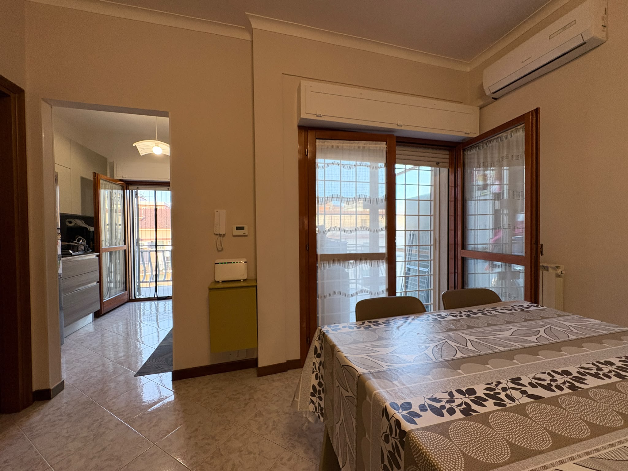POGGIOCAIANO237- Settebagni-appartamento-box auto-terrazza esclusiva