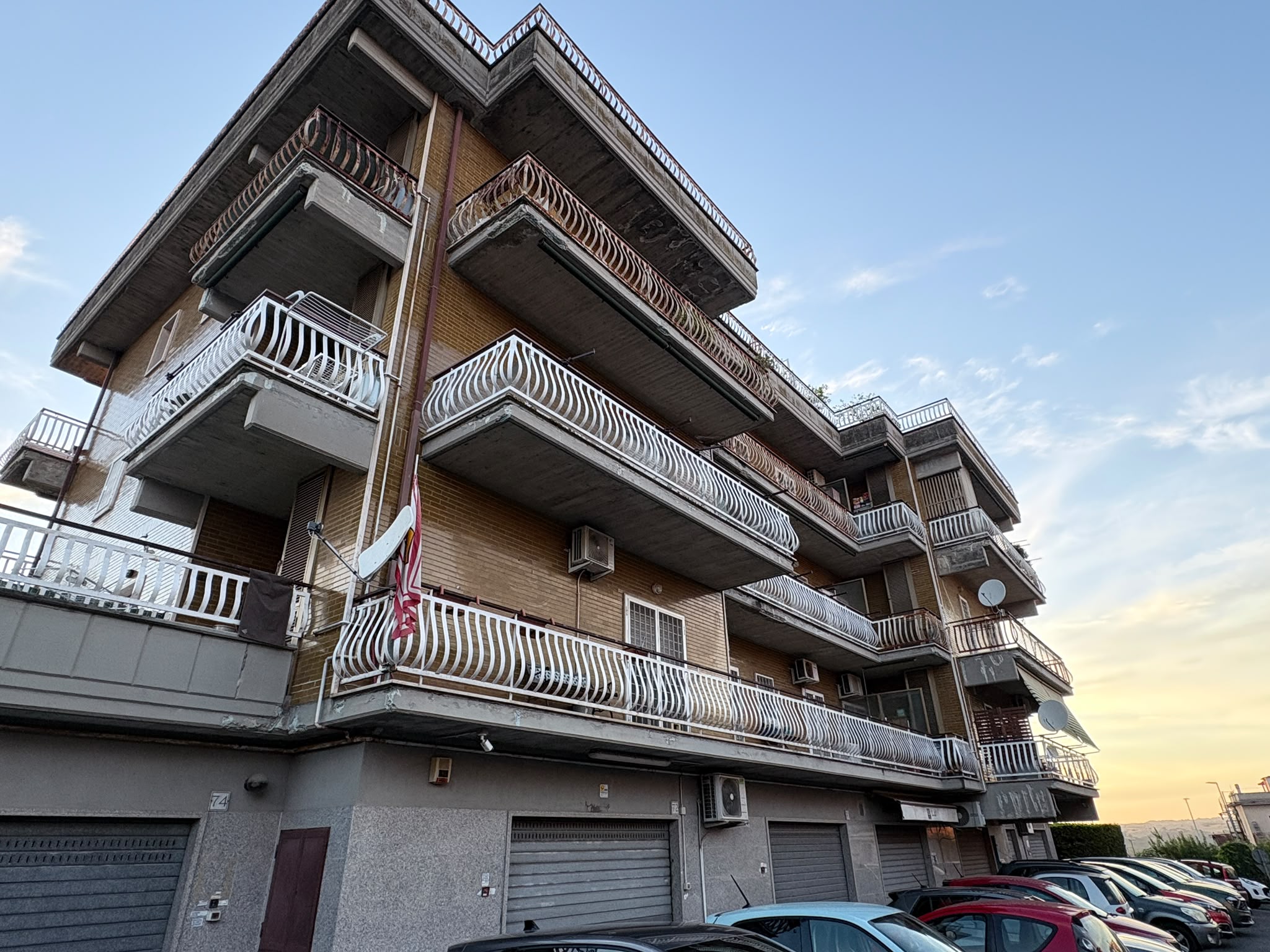 POGGIOCAIANO237- Settebagni-appartamento-box auto-terrazza esclusiva