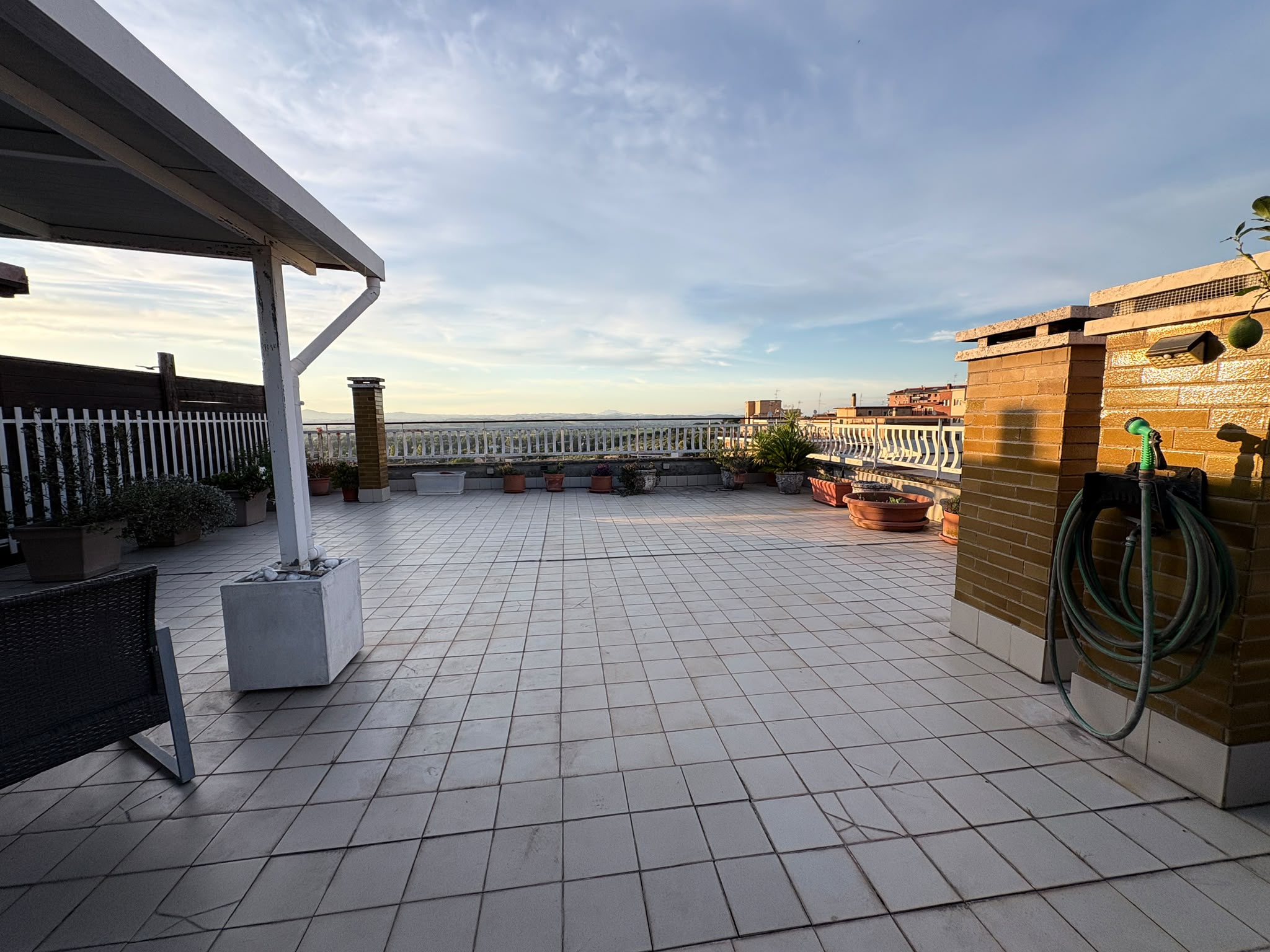 POGGIOCAIANO237- Settebagni-appartamento-box auto-terrazza esclusiva