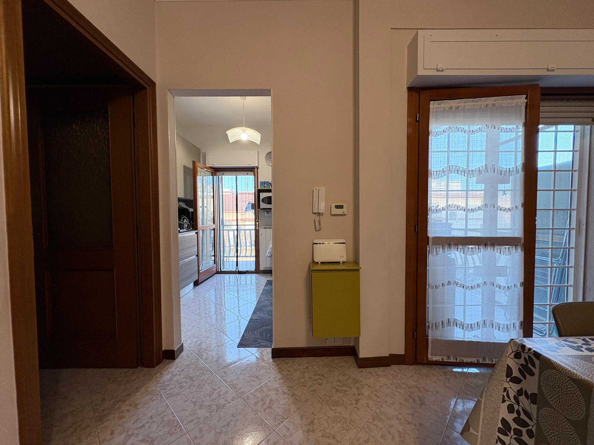 POGGIOCAIANO237- Settebagni-appartamento-box auto-terrazza esclusiva