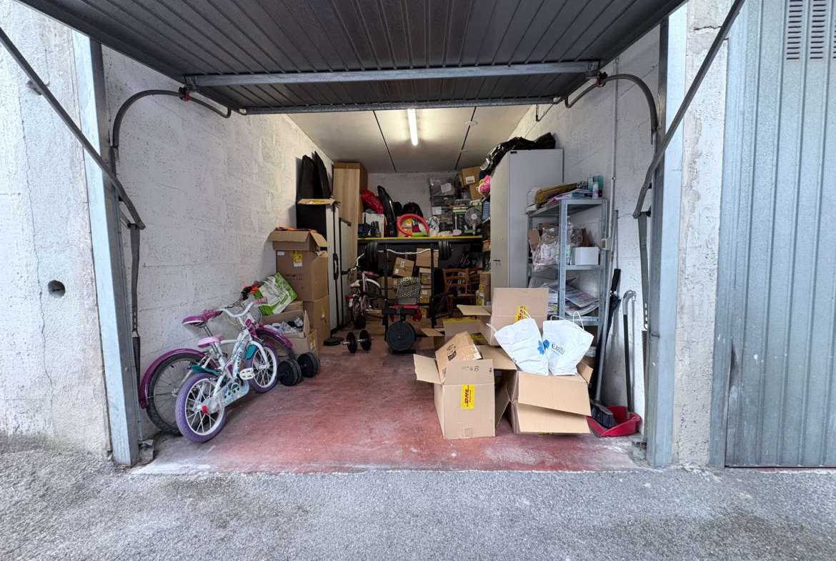 POGGIOCAIANO237- Settebagni-appartamento-box auto-terrazza esclusiva