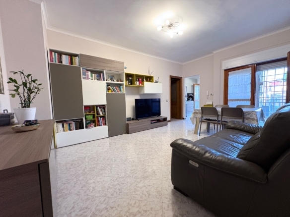 POGGIOCAIANO237- Settebagni-appartamento-box auto-terrazza esclusiva