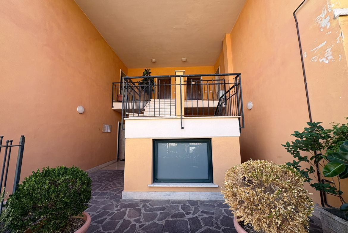 MAIELLA800– Appartamento Trilocale con terrazzo e box-ottimo stato