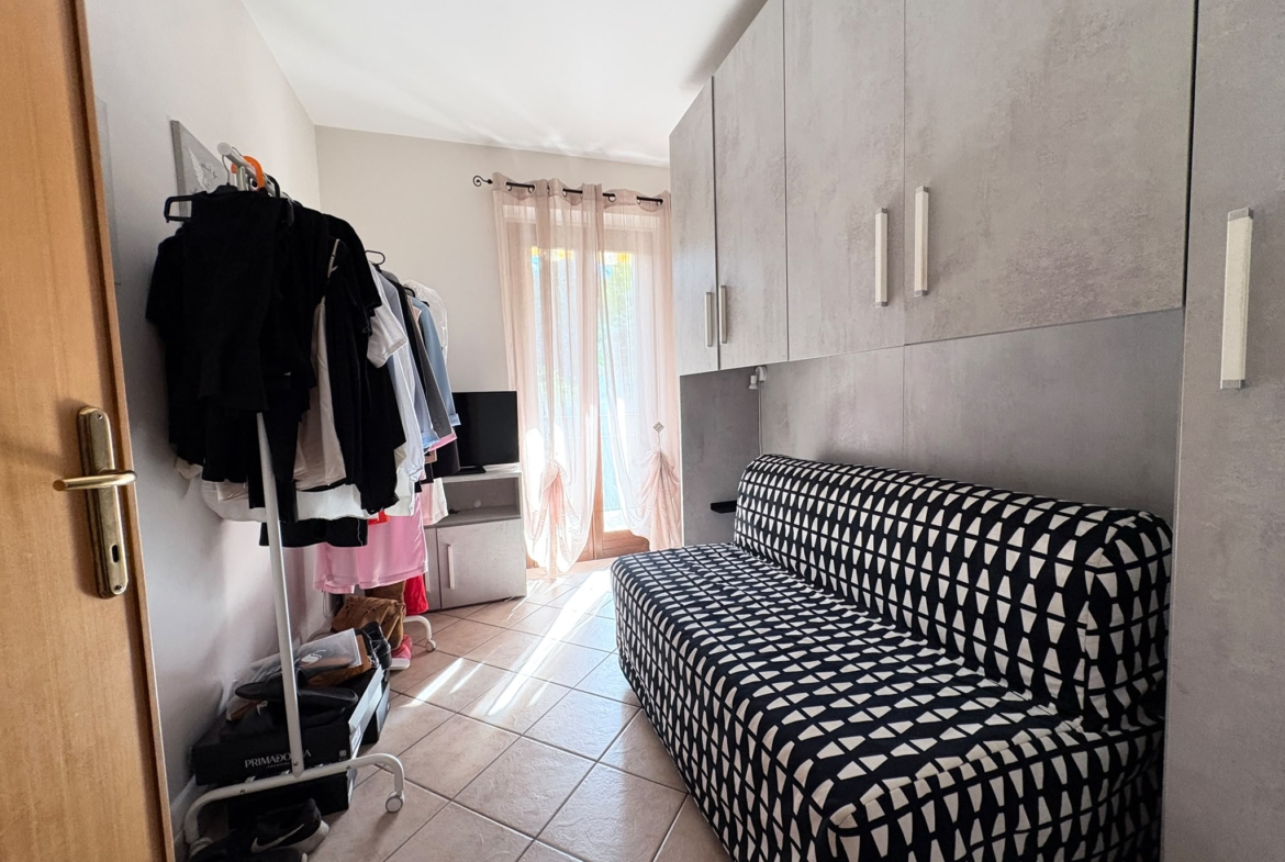 MAIELLA800– Appartamento Trilocale con terrazzo e box-ottimo stato