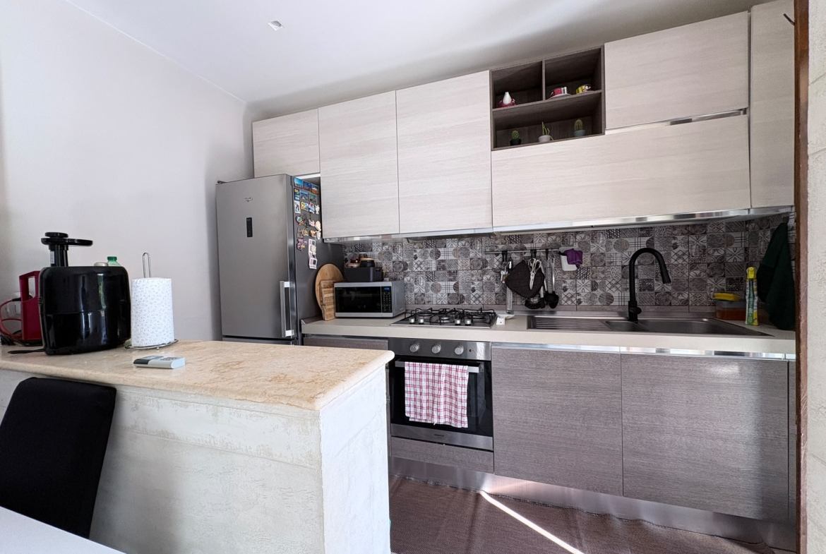 MAIELLA800– Appartamento Trilocale con terrazzo e box-ottimo stato
