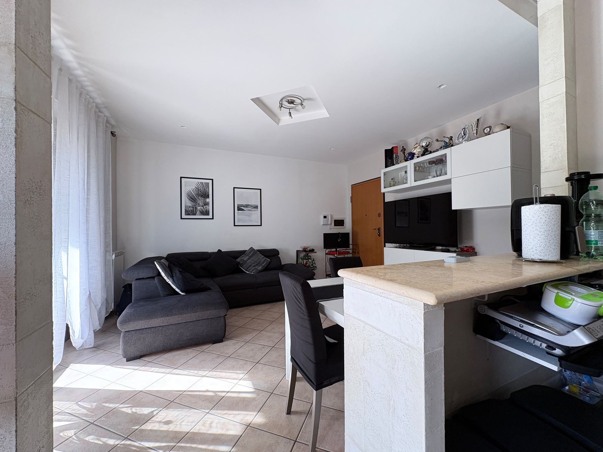 53a31c6a-eb59-4b36-879c-8838fe163089 MAIELLA800– Appartamento Trilocale con terrazzo e box-ottimo stato