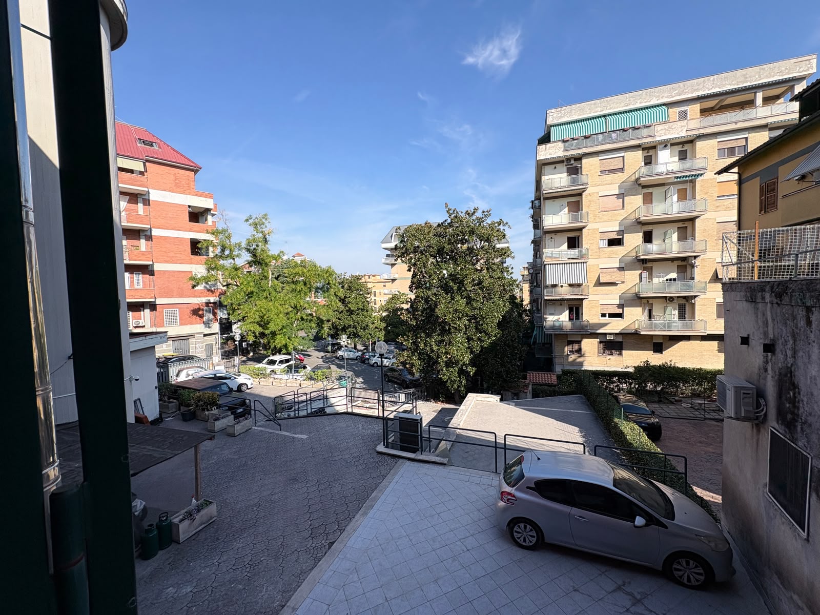 MATTEOTTI179-Centralissimo e Ampio quadrilocale luminoso e caratteristico