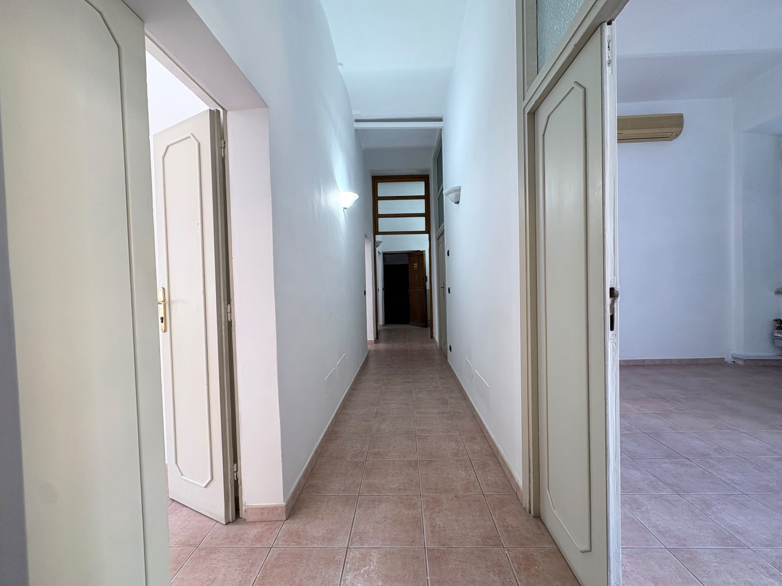MATTEOTTI179-Centralissimo e Ampio quadrilocale luminoso e caratteristico