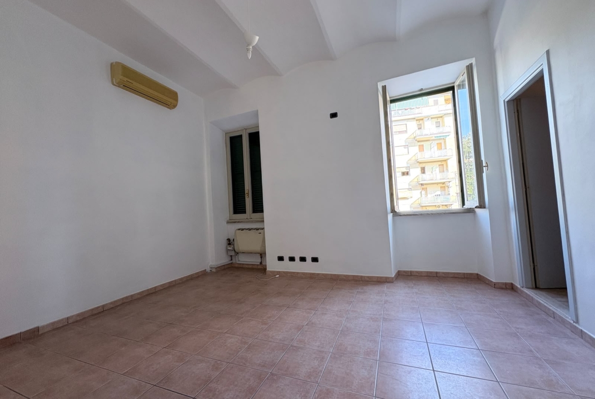 MATTEOTTI179-Centralissimo e Ampio quadrilocale luminoso e caratteristico