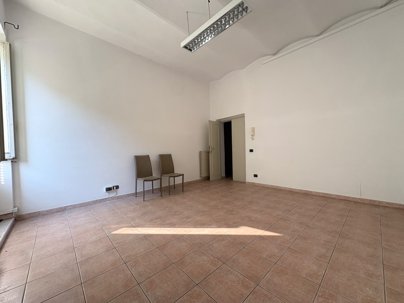 MATTEOTTI179-Centralissimo e Ampio quadrilocale luminoso e caratteristico