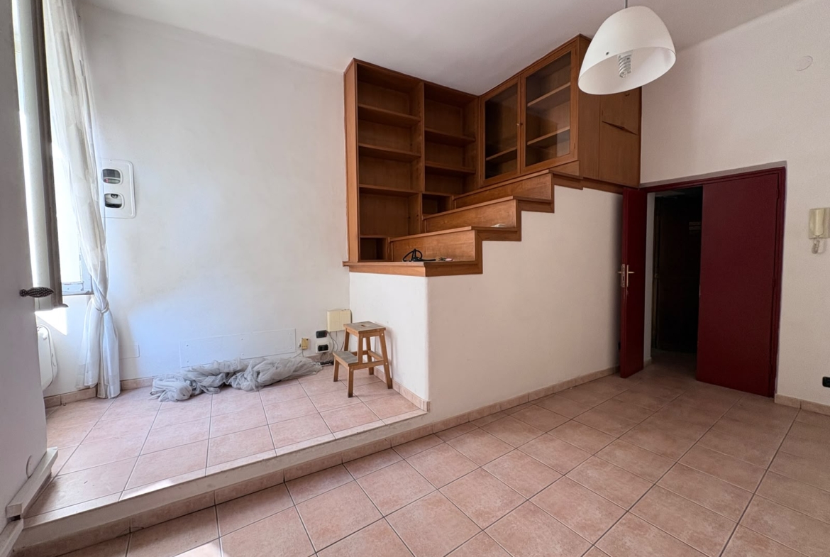MATTEOTTI179-Centralissimo e Ampio quadrilocale luminoso e caratteristico