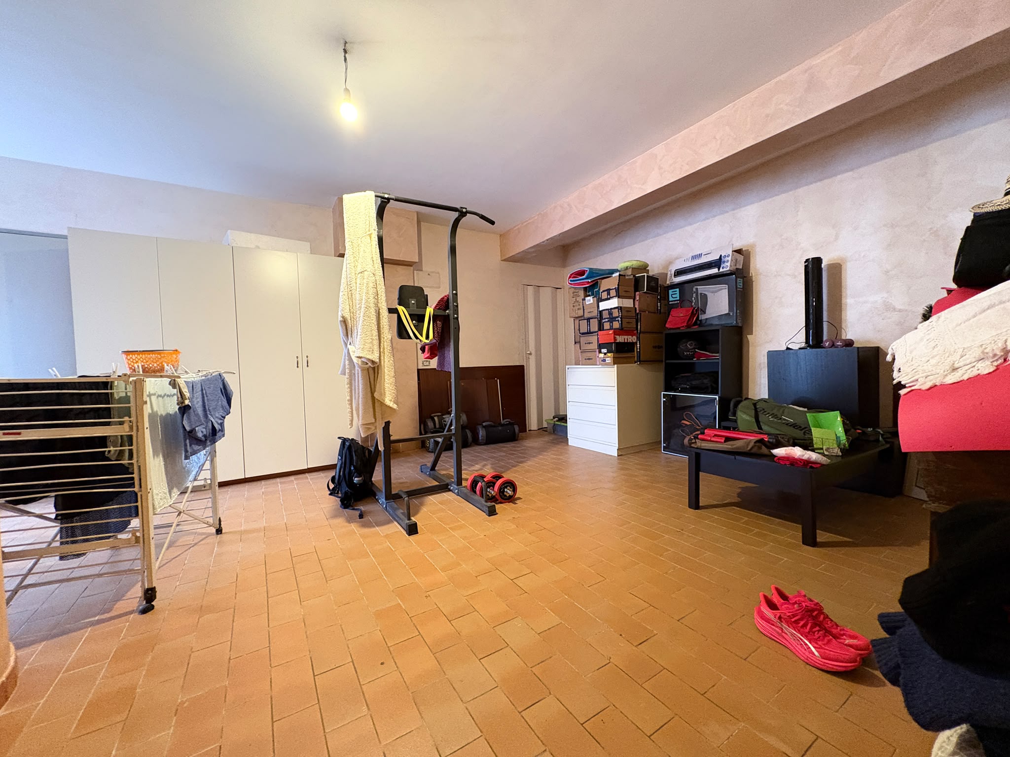 BORMIDA529-Elegante Villa unifamiliare-indipendente-signorile-3 livelli-giardino-portici